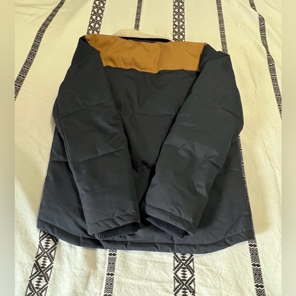 Levi's  Woodsman Men's Navy and Brown Puffer Jacket - Picture 5 of 16